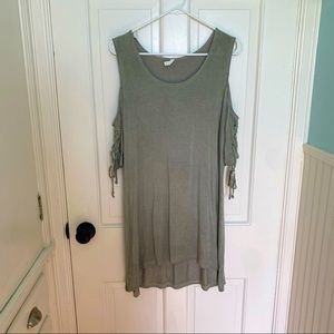 💲SOLD💲Pinkblush Cold Shoulder Tunic | XXL